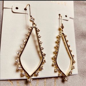 New Kendra Scott Bea Gold Earrings